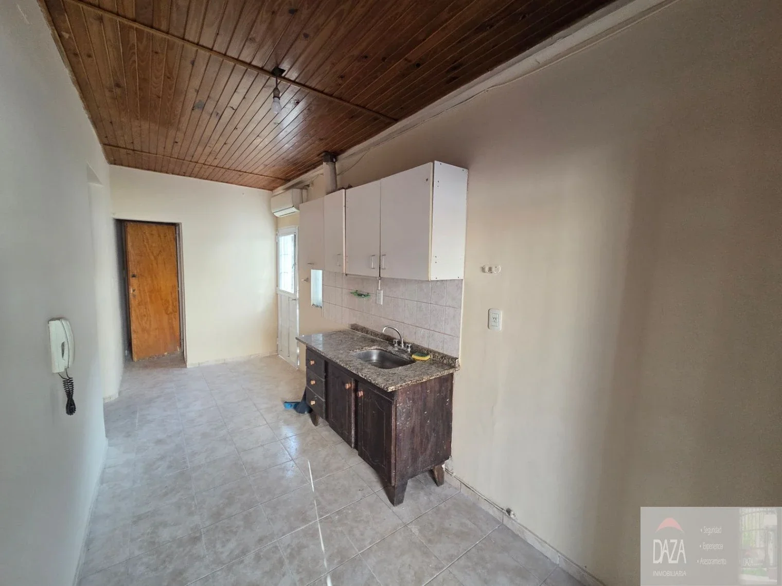 Departamento en alquiler c/ cochera en Villa Nueva - Imagen 2