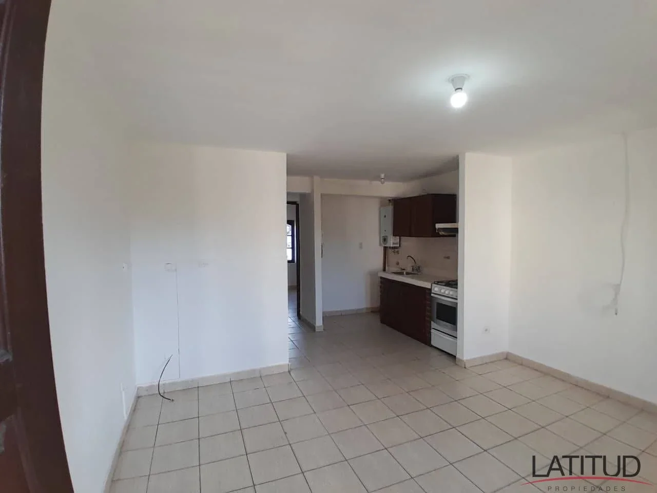 Departamento de 1 dormitorio ubicado en la zona comercial de kuanip - Imagen 2