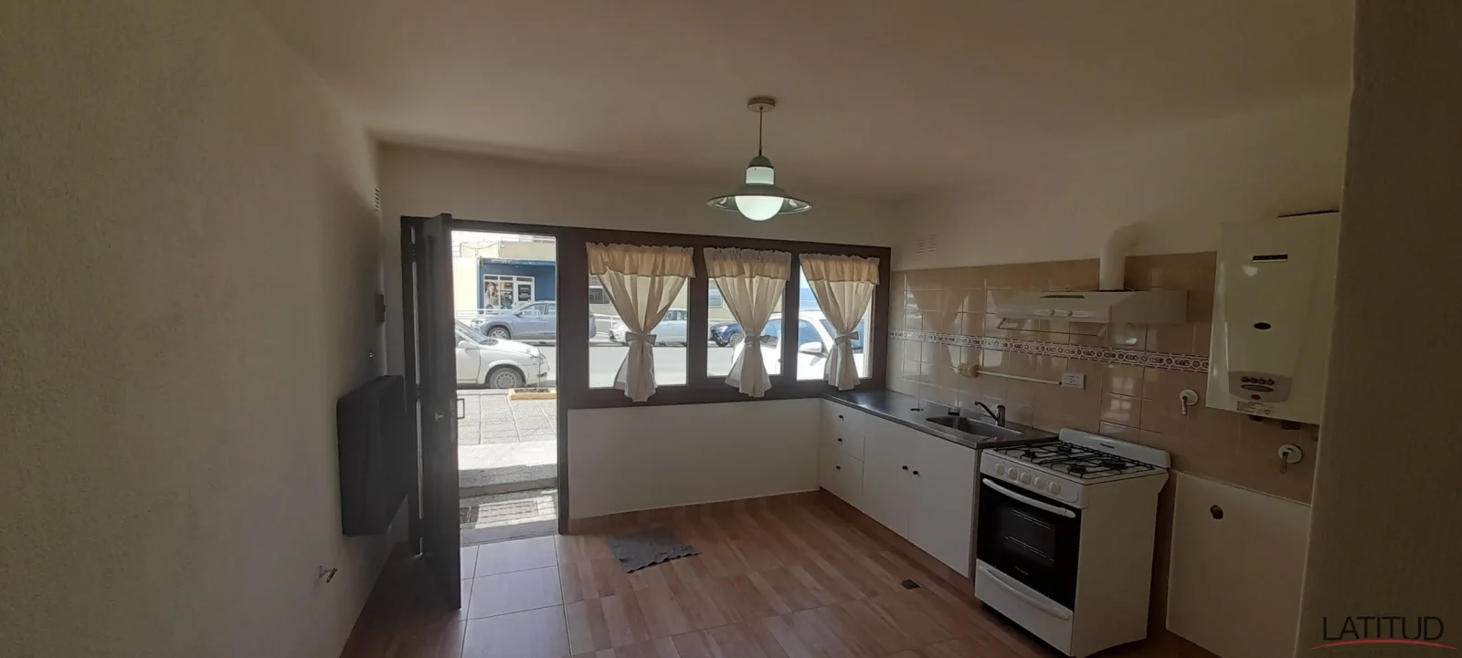 Departamento de 1 dormitorio con baulera en Alem - Imagen 1