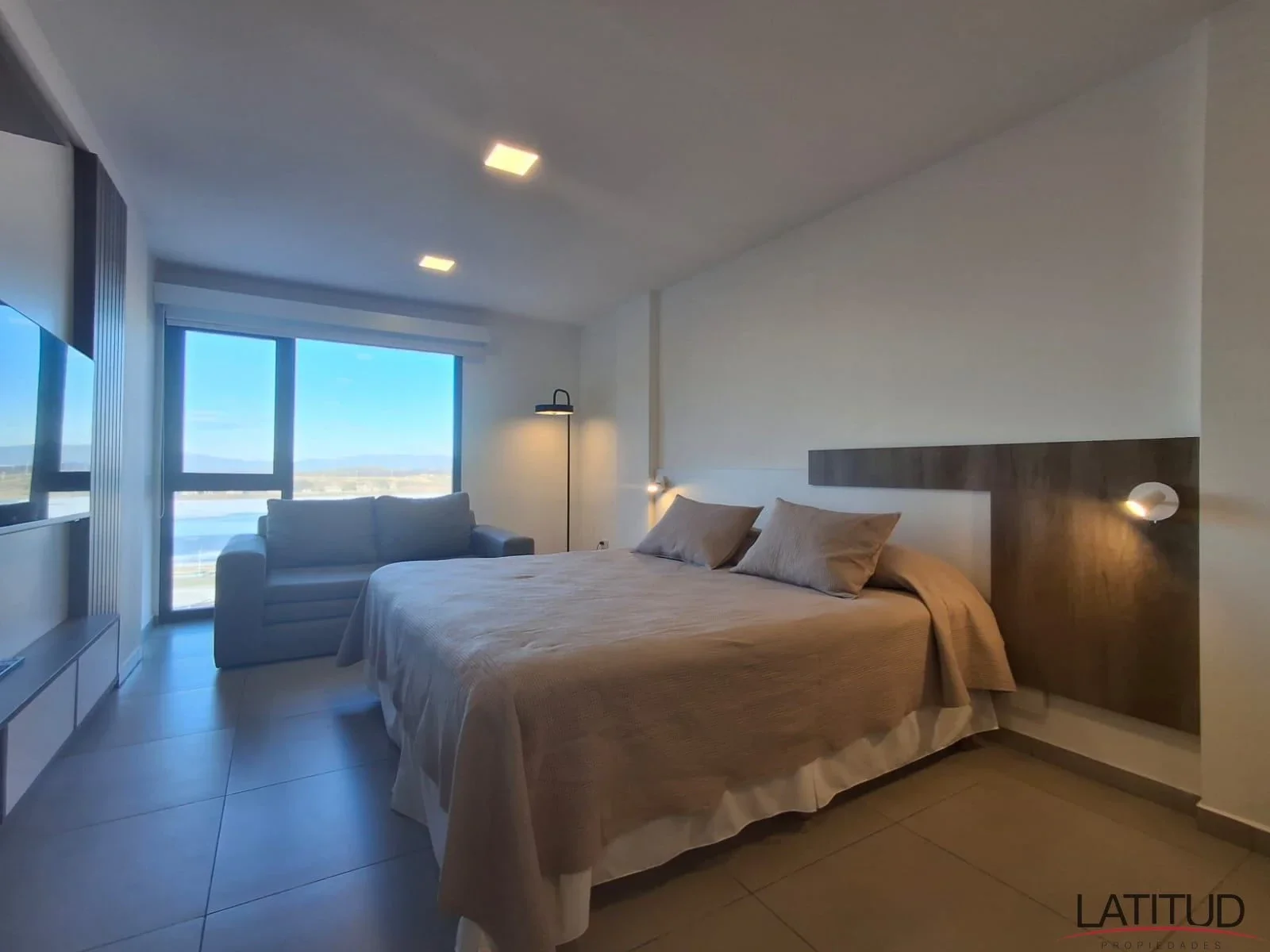 Hermoso monoambiente amueblado centrico - Imagen 4