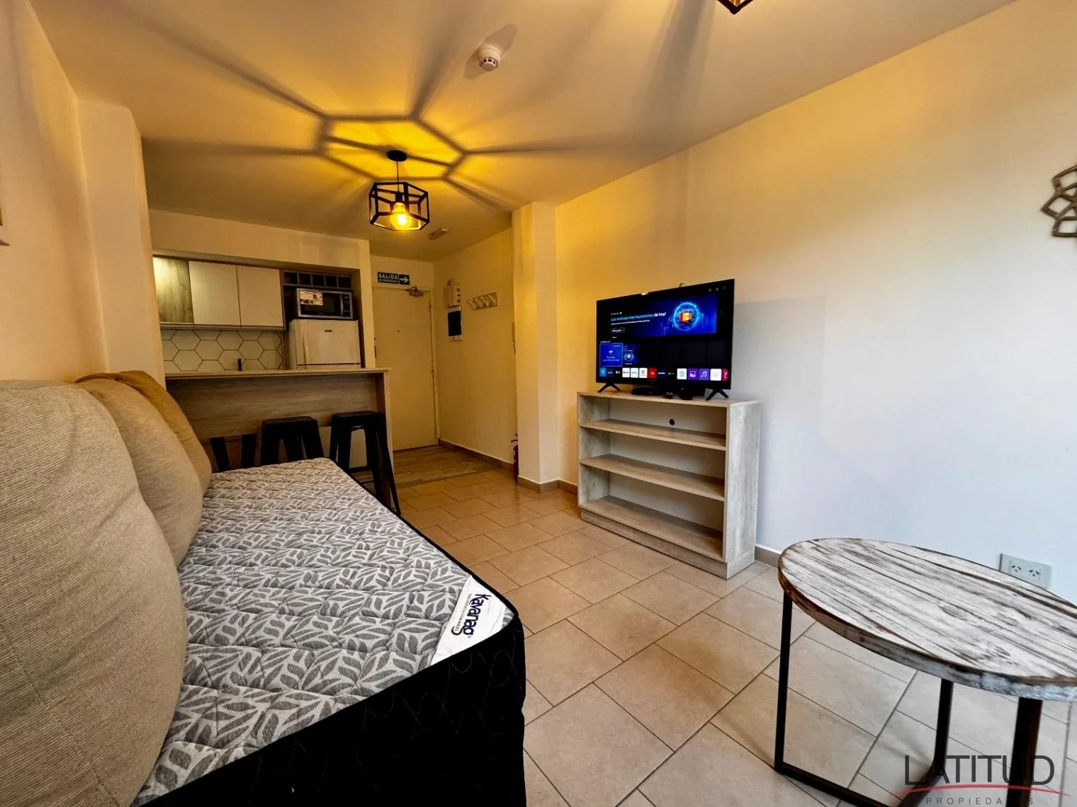 Excelente departamento centrico amoblado o sin/muebles - Imagen 5