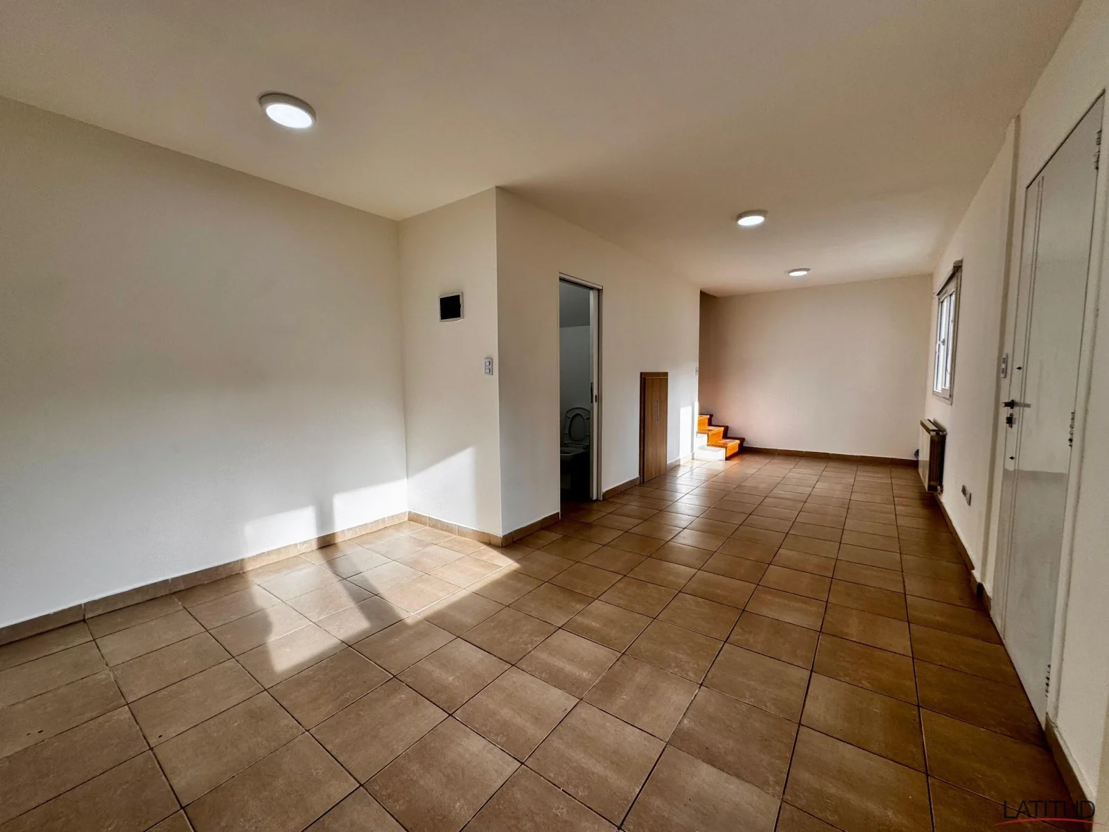 Dúplex de 3 dormitorios sobre calle Otero - Imagen 5
