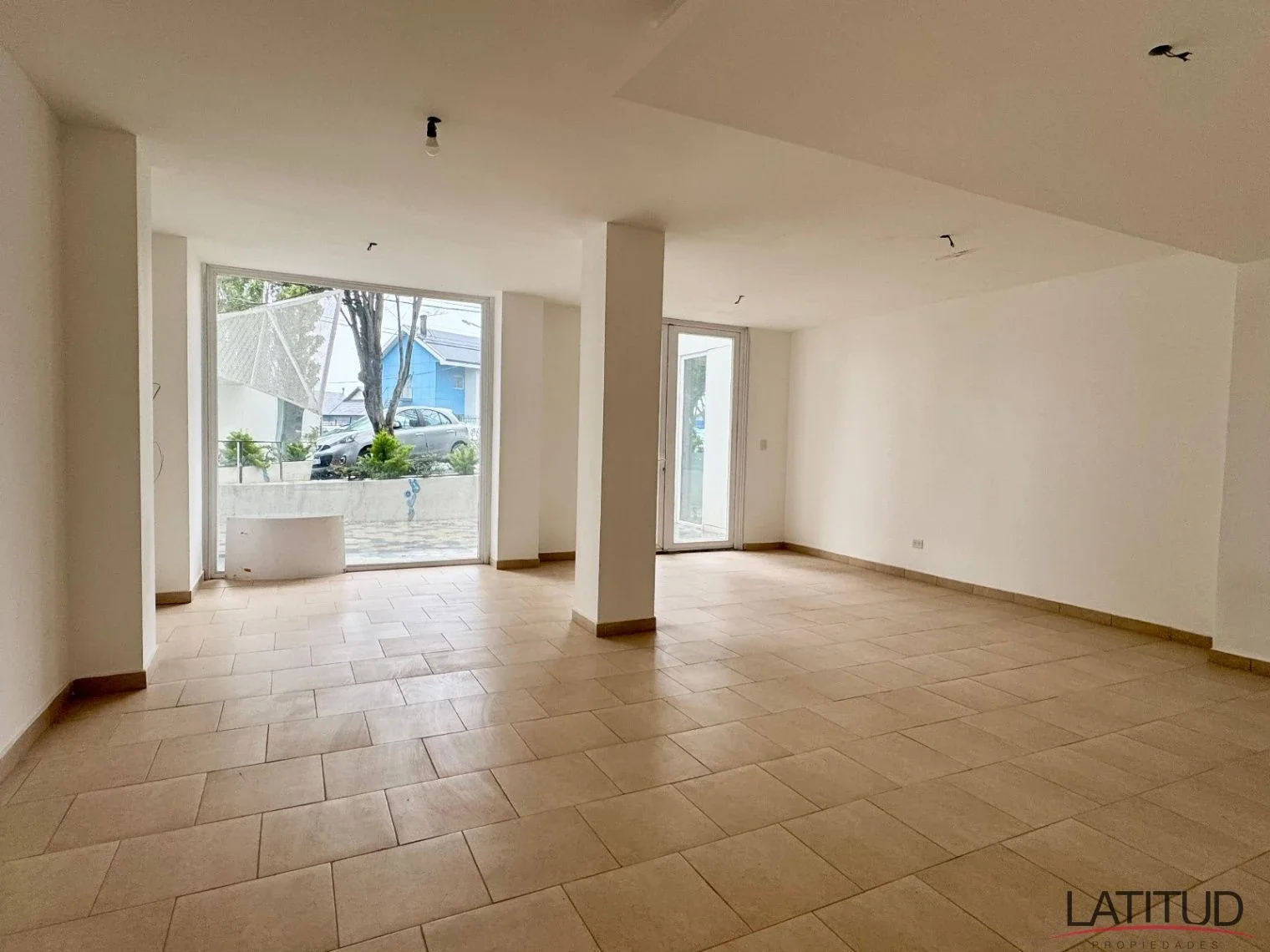 Local comercial en venta ubicado en 12 de Octubre 317 - Imagen 1