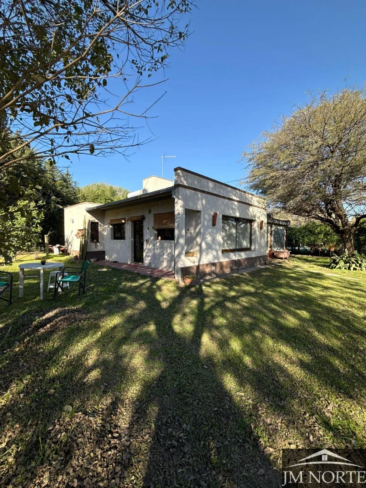 Casa en venta tres dormitorios y pileta en Mendiolaza - Imagen 2