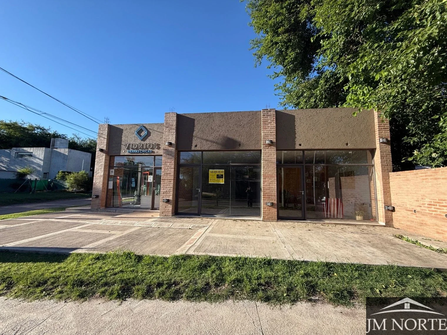 Local comercial en alquiler ubicado en Mendiolaza - Imagen 1