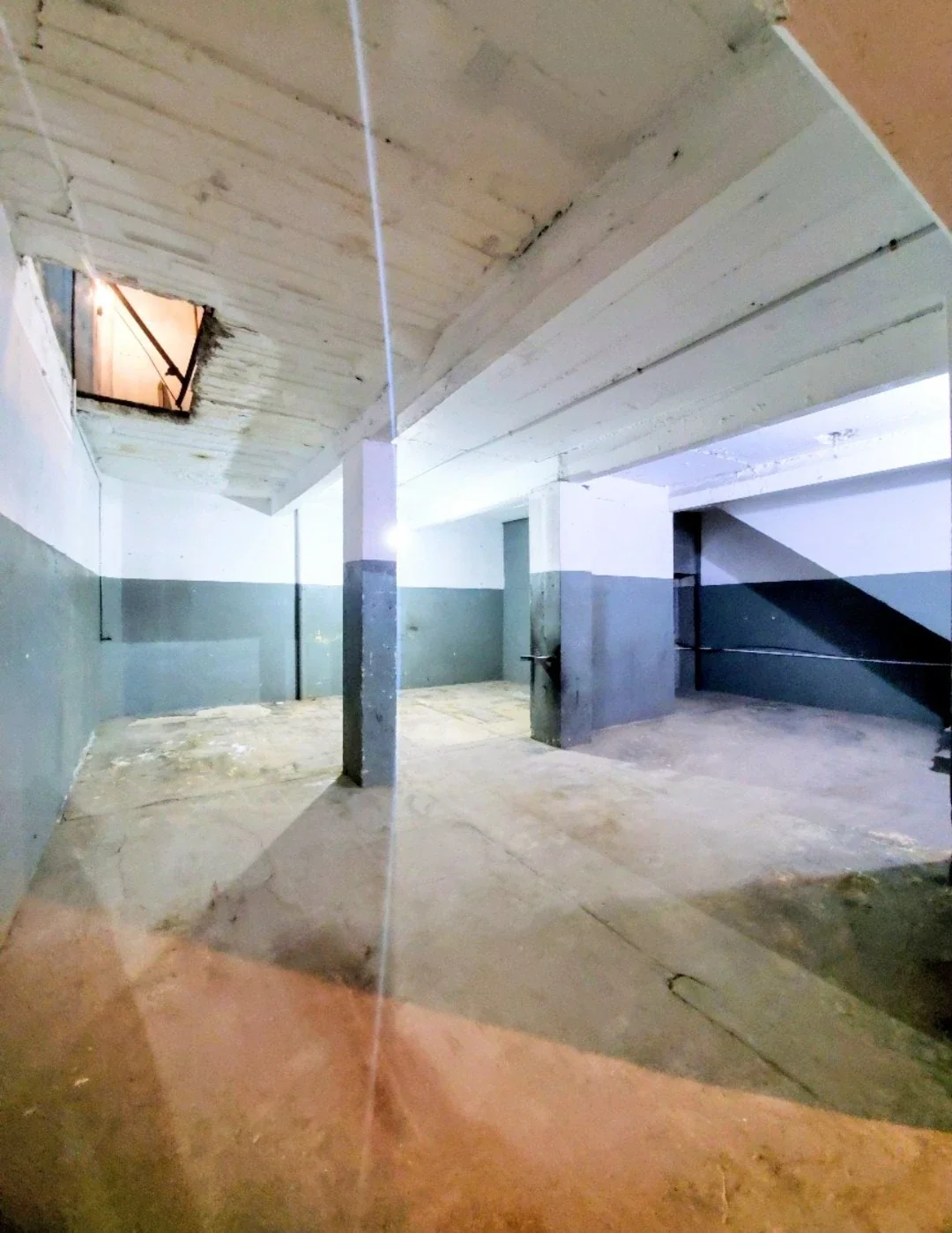 GALPON  DE 220M2  SOBRE AVENIDA!!! - Imagen 4