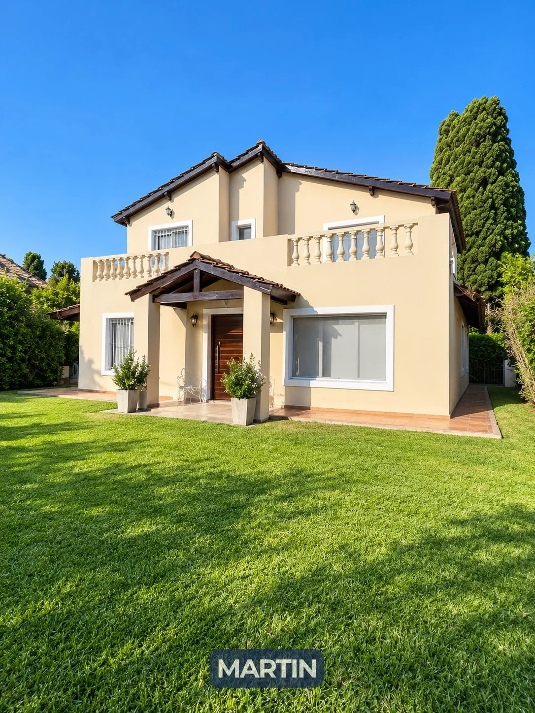 Chalet en venta c/ cochera en Del Viso - Imagen 1