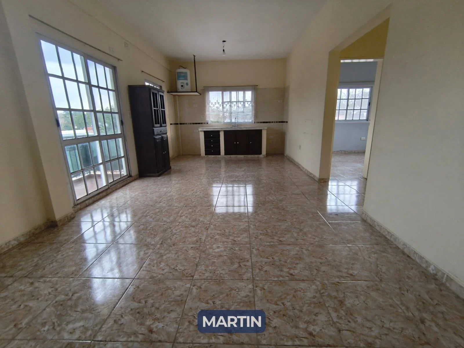 Departamento en alquiler c/ cochera en Villa de Mayo - Imagen 1
