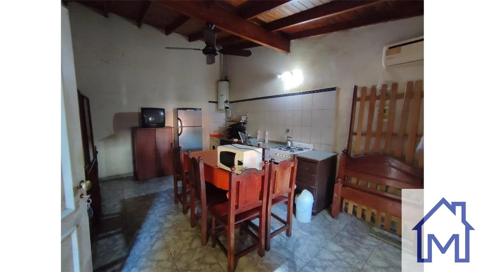 Chalet en alquiler de 2 dormitorios c/ cochera en San Miguel - Imagen 3
