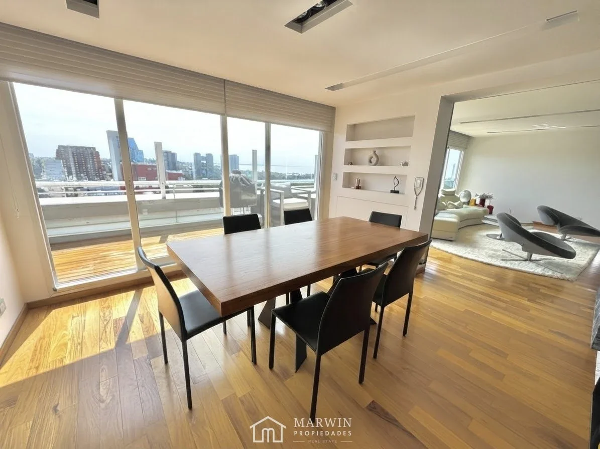 Dúplex de Categoría en Centennial Tower | Piso 17 | Vistas 180° | 2 Cocheras - Imagen 5