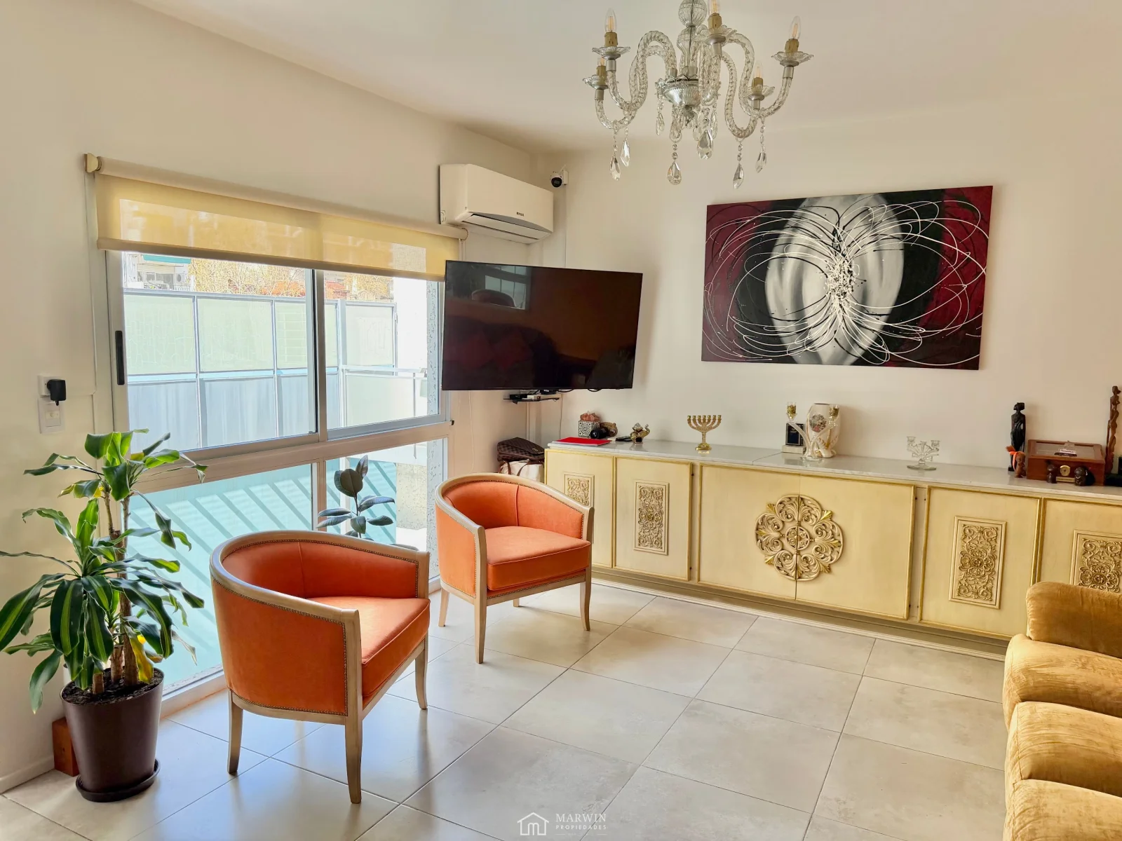 PH Triplex con Terraza y Parrilla Propia a m de Av Corrientes - Imagen 4