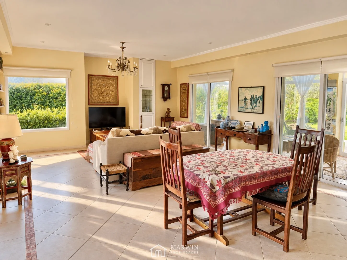 Casa en alquiler c/ cochera en Haras del Sur - Imagen 2