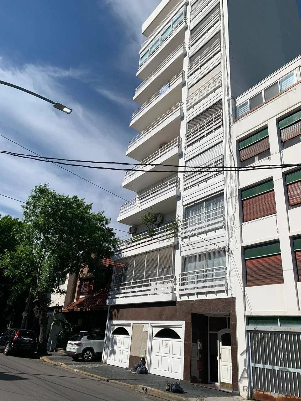 Departamento en venta c/ cochera en Quilmes - Imagen 1