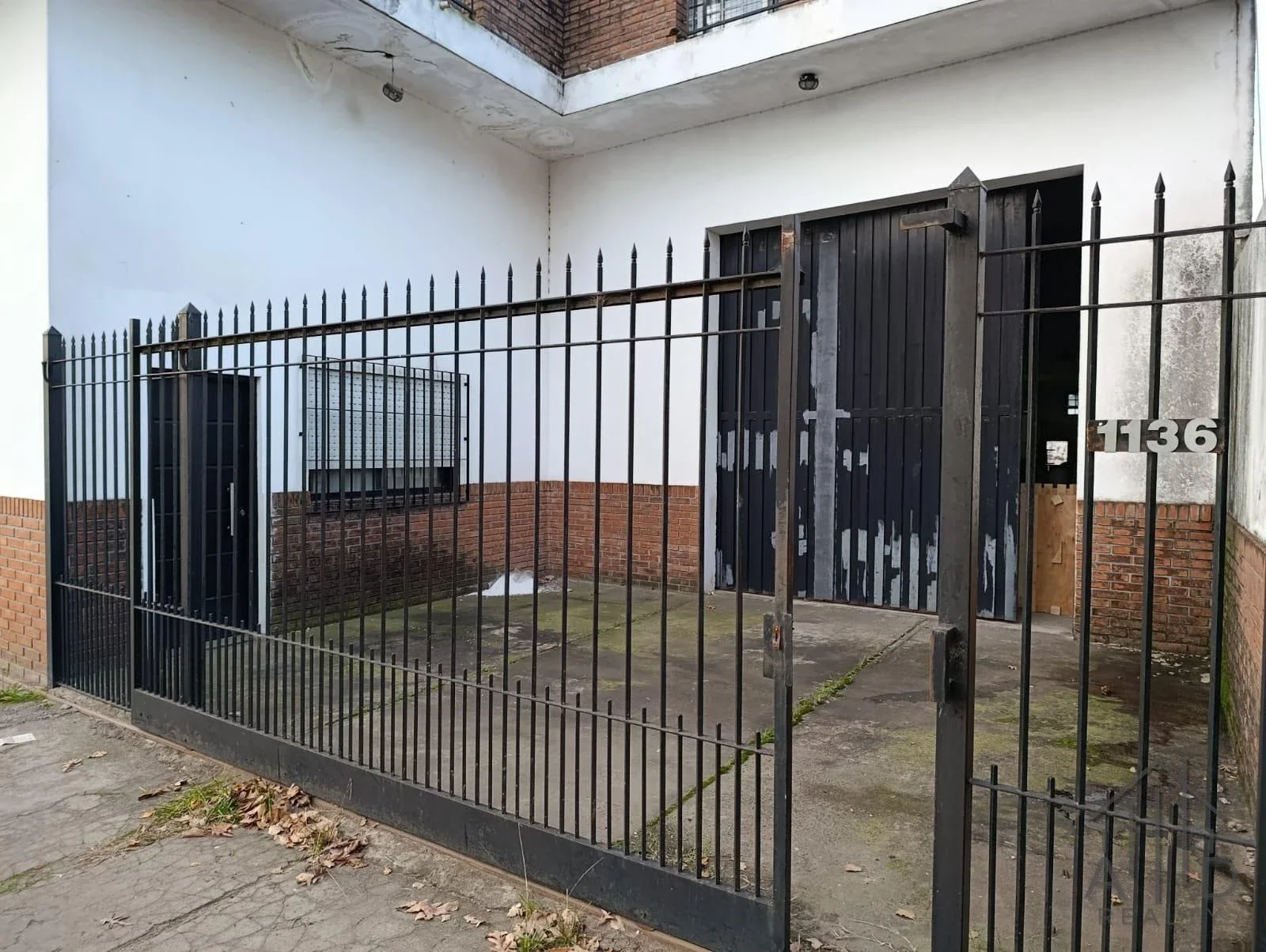 Depósito en alquiler de 350m2 ubicado en Quilmes Oeste - Imagen 2