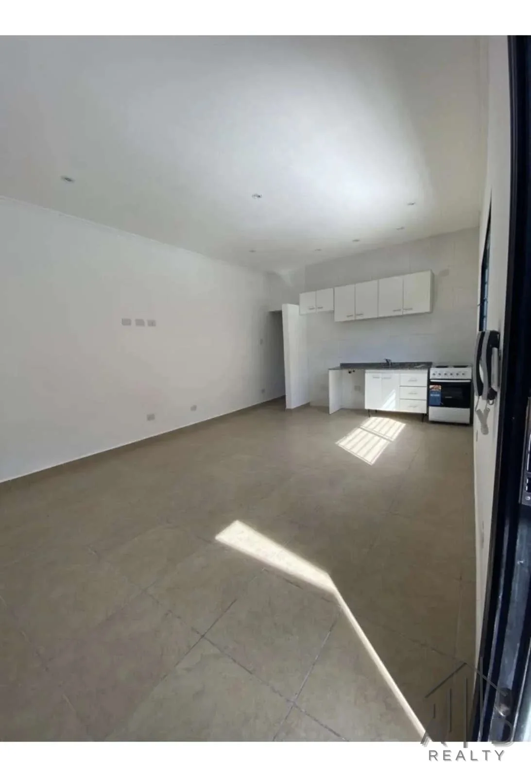 Departamento en alquiler en Lanús Oeste - Imagen 2