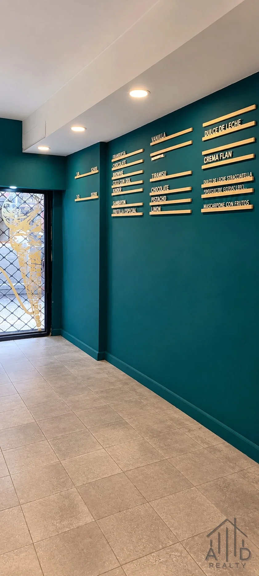 Local comercial en alquiler ubicado en Avellaneda centro - Imagen 4