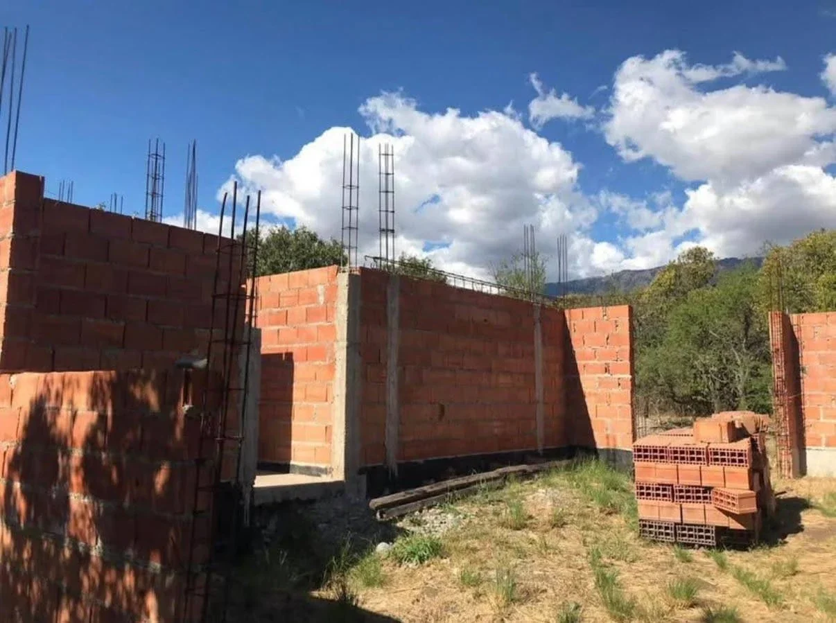 Casa en venta c/ cochera en Carpintería - Imagen 2