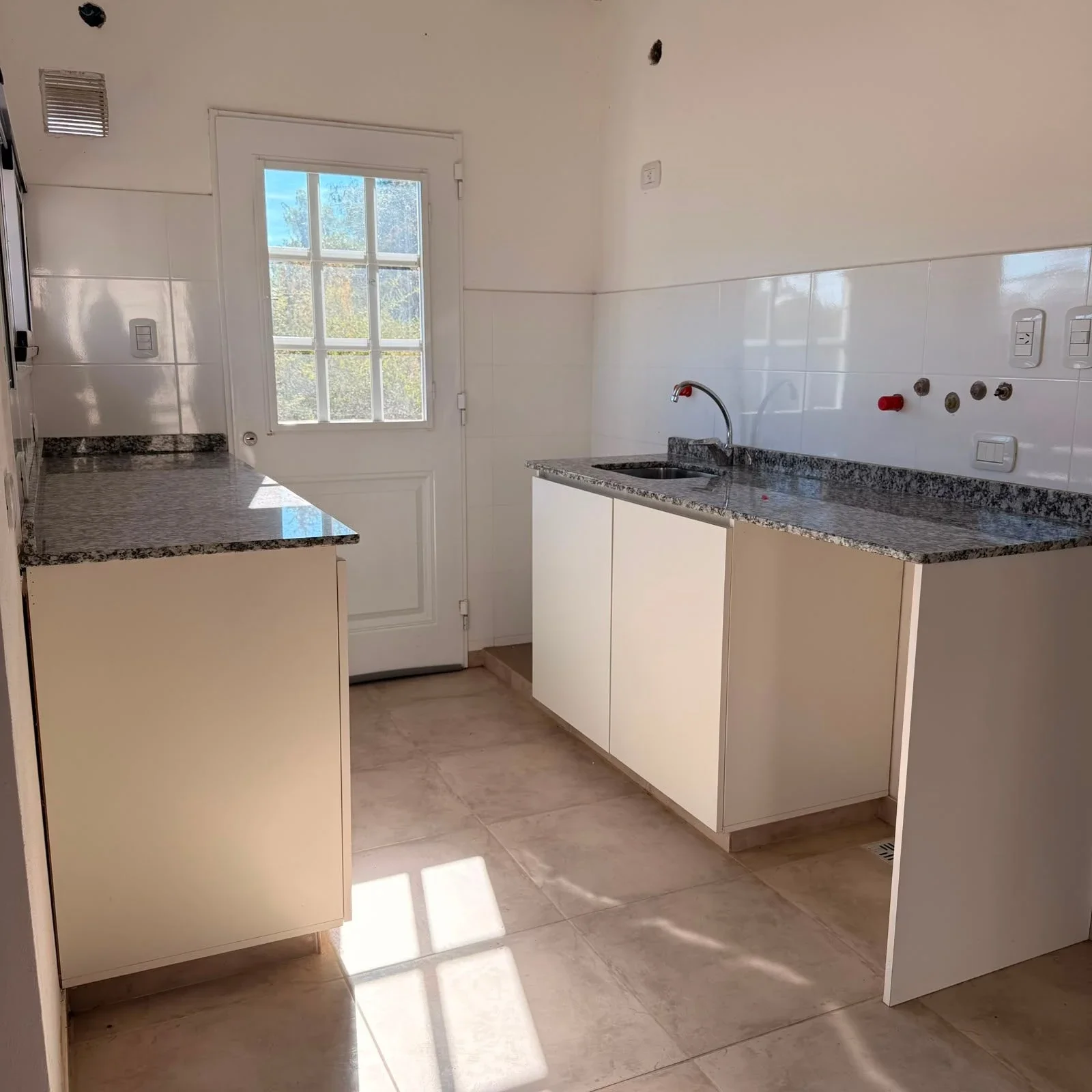 Casa en venta c/ cochera en Merlo - Imagen 2