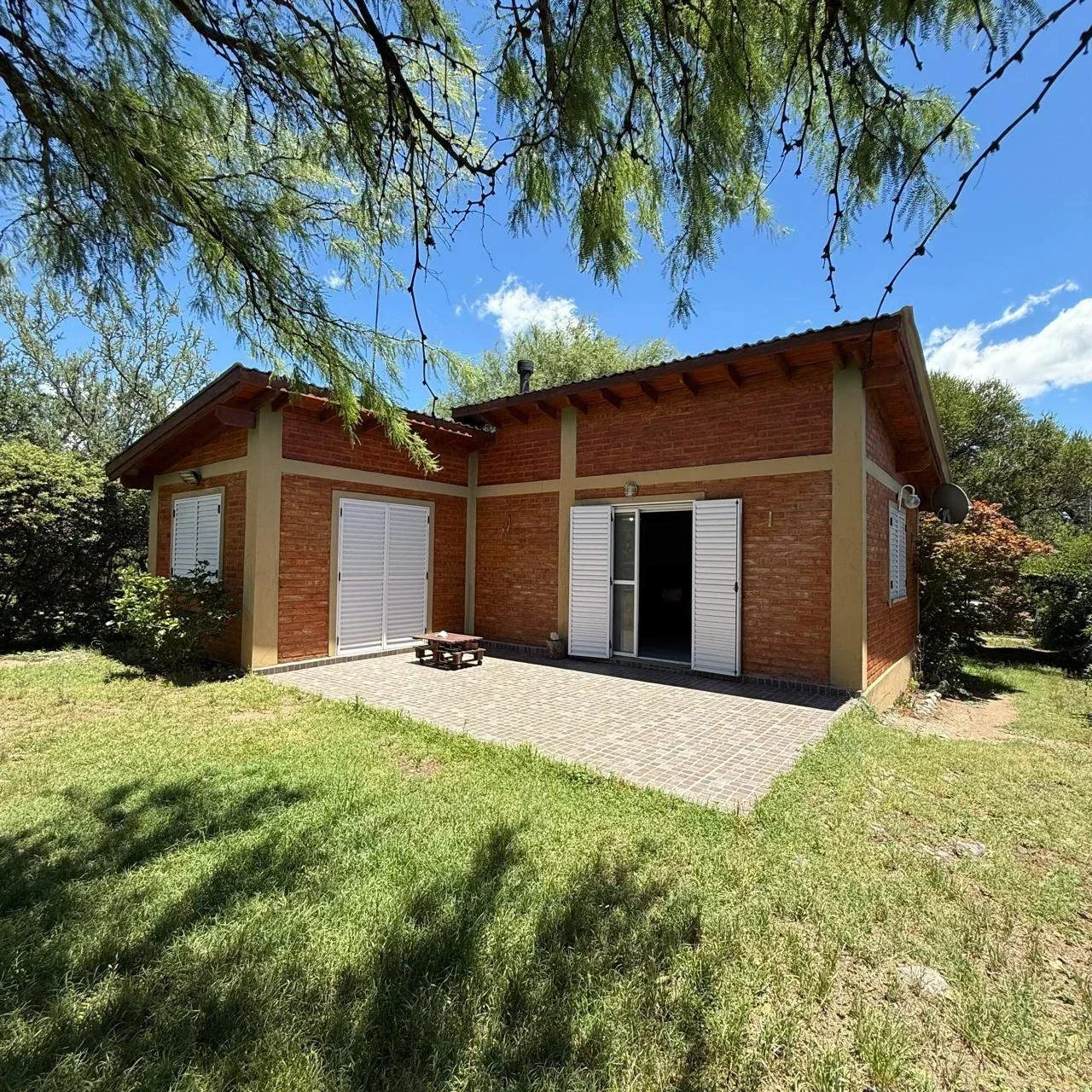 Casa en venta c/ cochera en Los Molles - Imagen 3