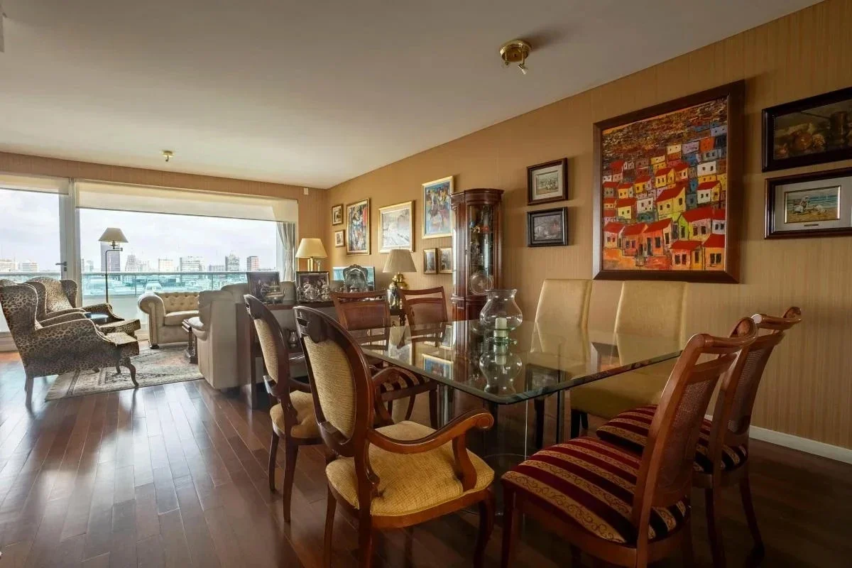 VENTA DPTO 3 AMB VISTA PANORÁMICA CON COCHERA- TORRE DE CATEGORÍA PUERTO MADERO - Imagen 4