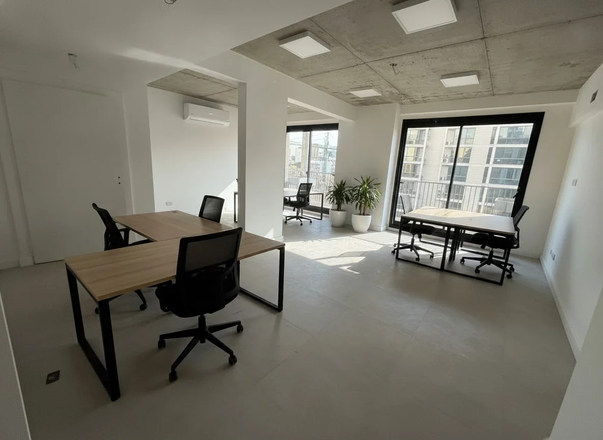 VENTA OFICINA PISO ALTO CON BALCÓN A ESTRENAR BELGRANO - Imagen 1