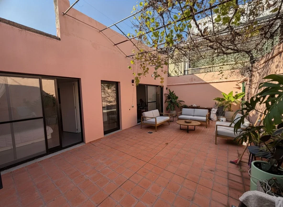 VENTA PH 2 AMB  MUY LUMINOSO CON PATIO Y GRAN TERRAZA REFACCIONADO A NUEVO - Imagen 4
