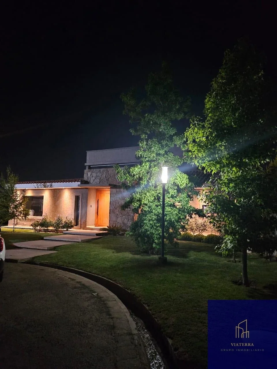 Casa en venta c/ cochera en Carrodilla - Imagen 4