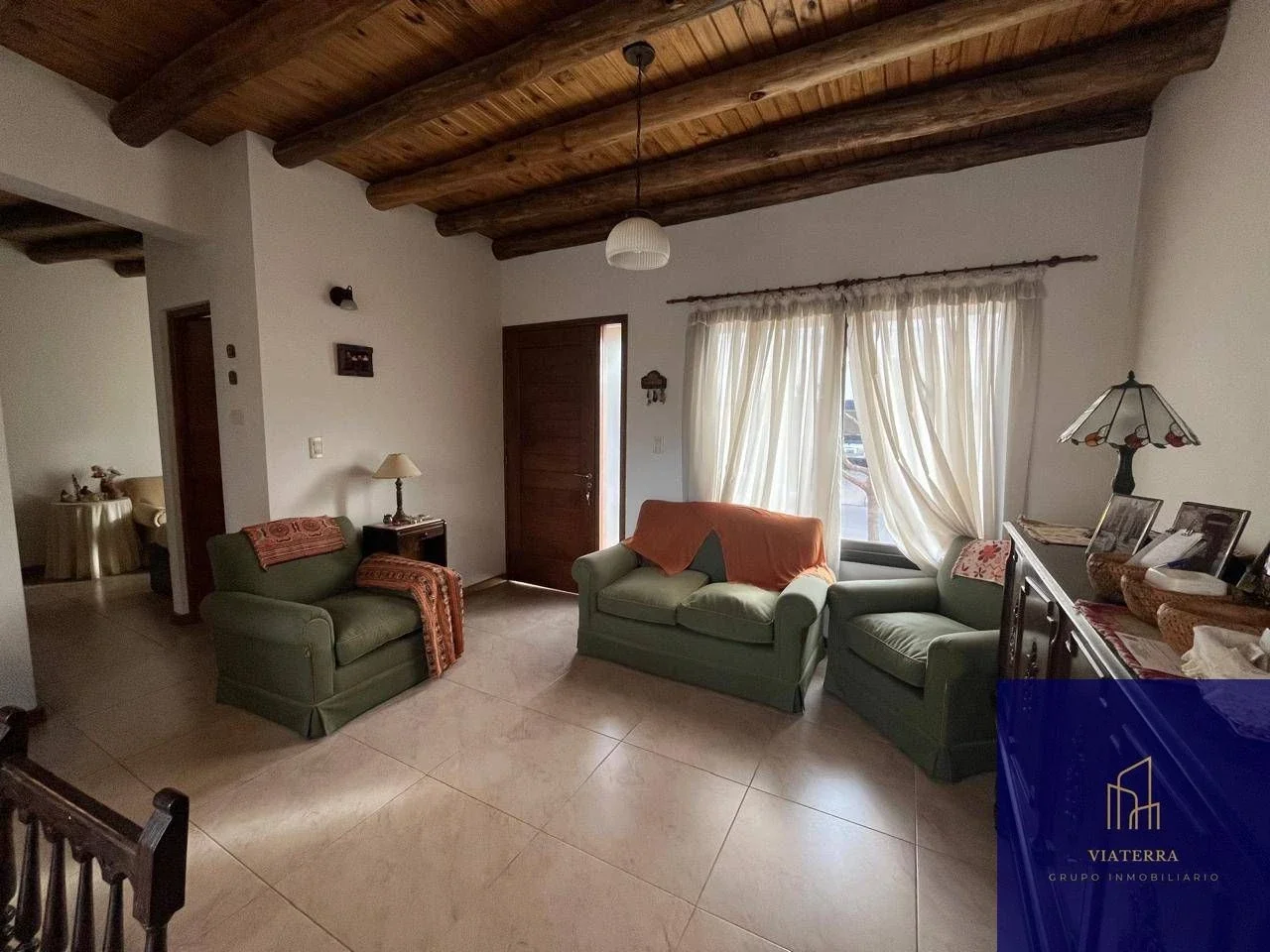 Casa en alquiler c/ cochera en Maipú - Imagen 2