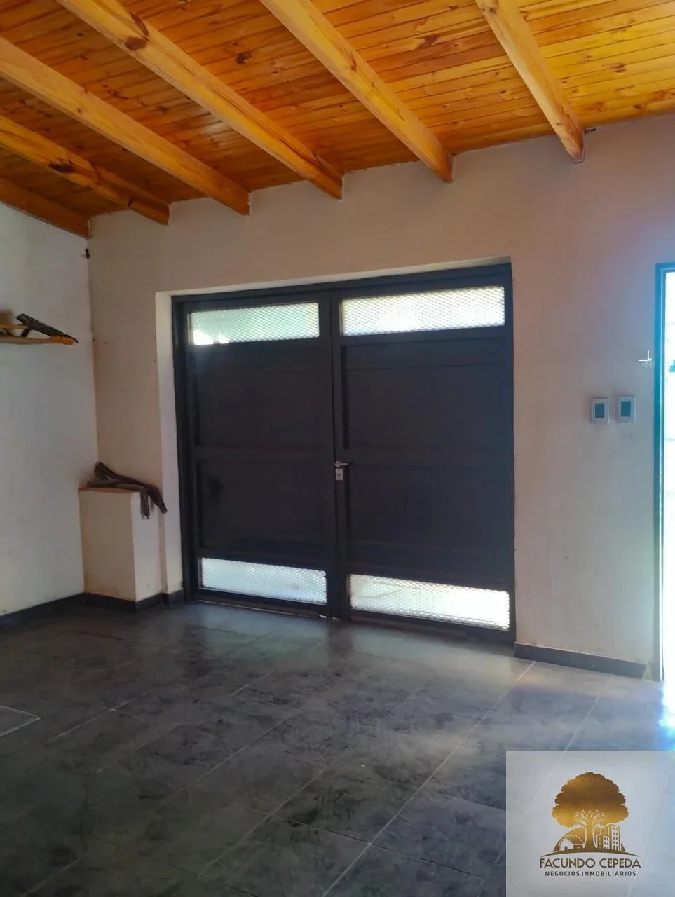 Casa en venta c/ cochera en La Plata - Imagen 2