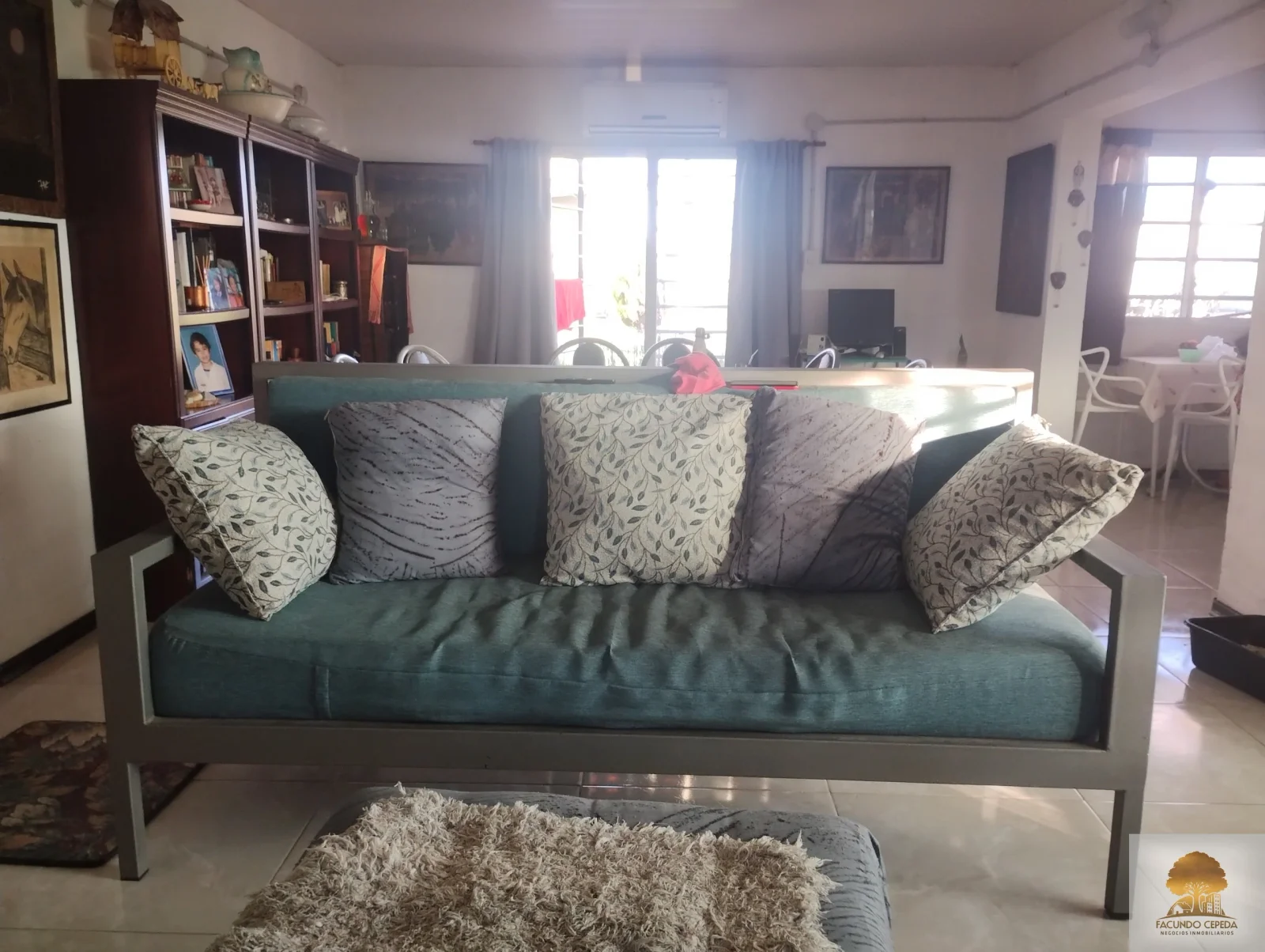 Casa en venta c/ cochera en Coronel Brandsen - Imagen 2