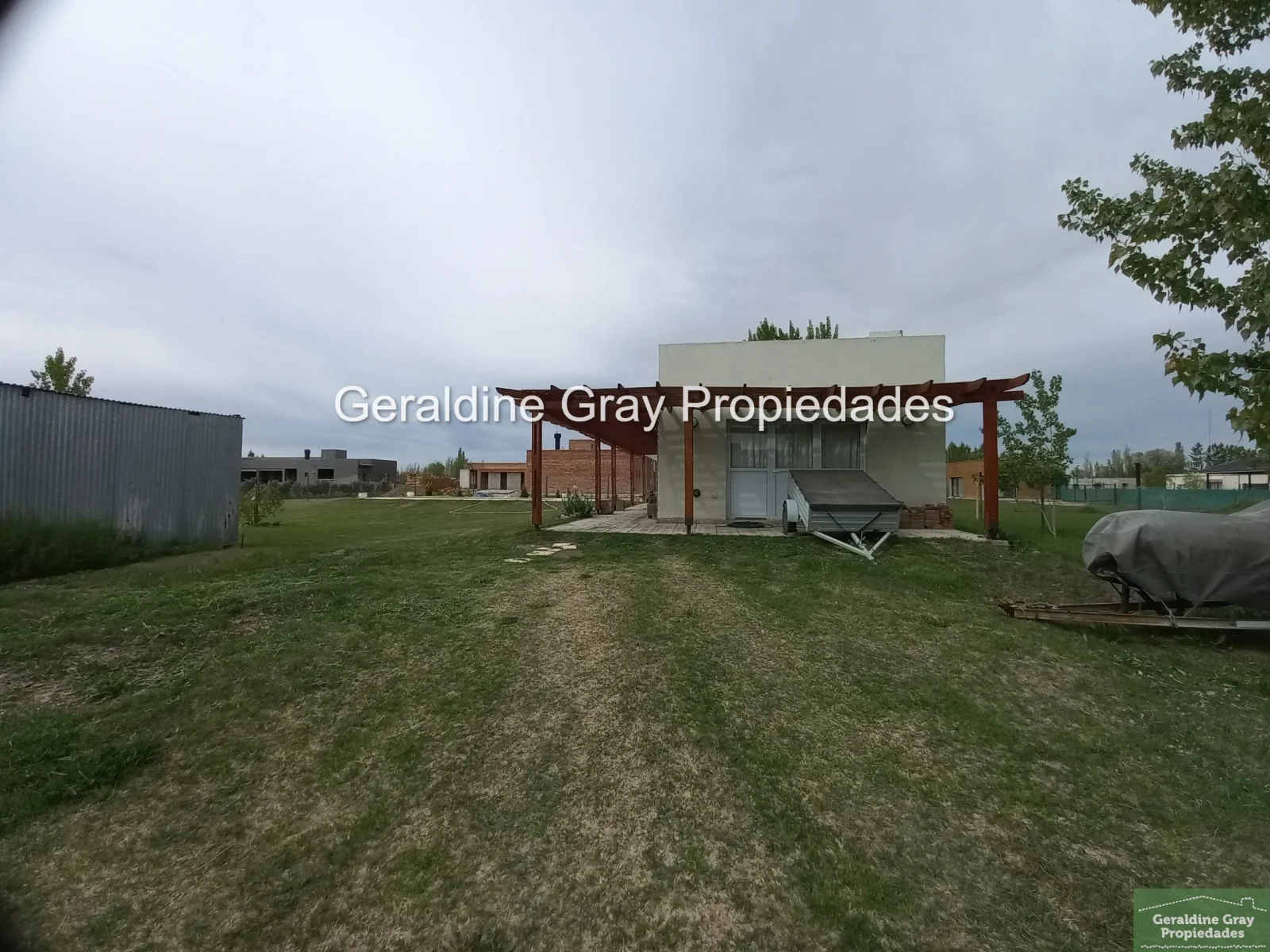 Casa de un dormitorio con pileta en venta en el barrio Estilo Chacra, Cipolletti - Imagen 5