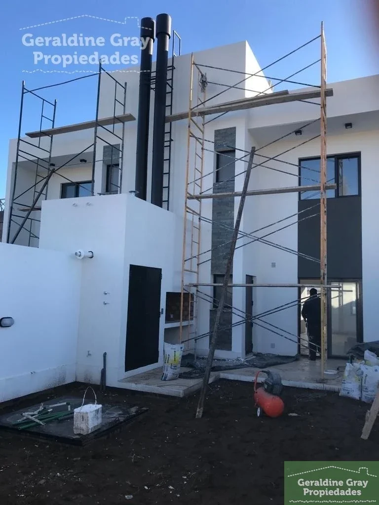 Dúplex de 2 dormitorios en venta en Ayres del Valle, Cipolletti - Imagen 5