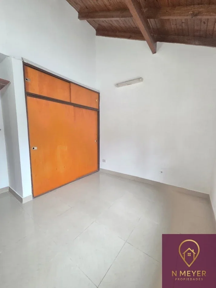 Casa en alquiler c/ cochera en San Miguel - Imagen 4