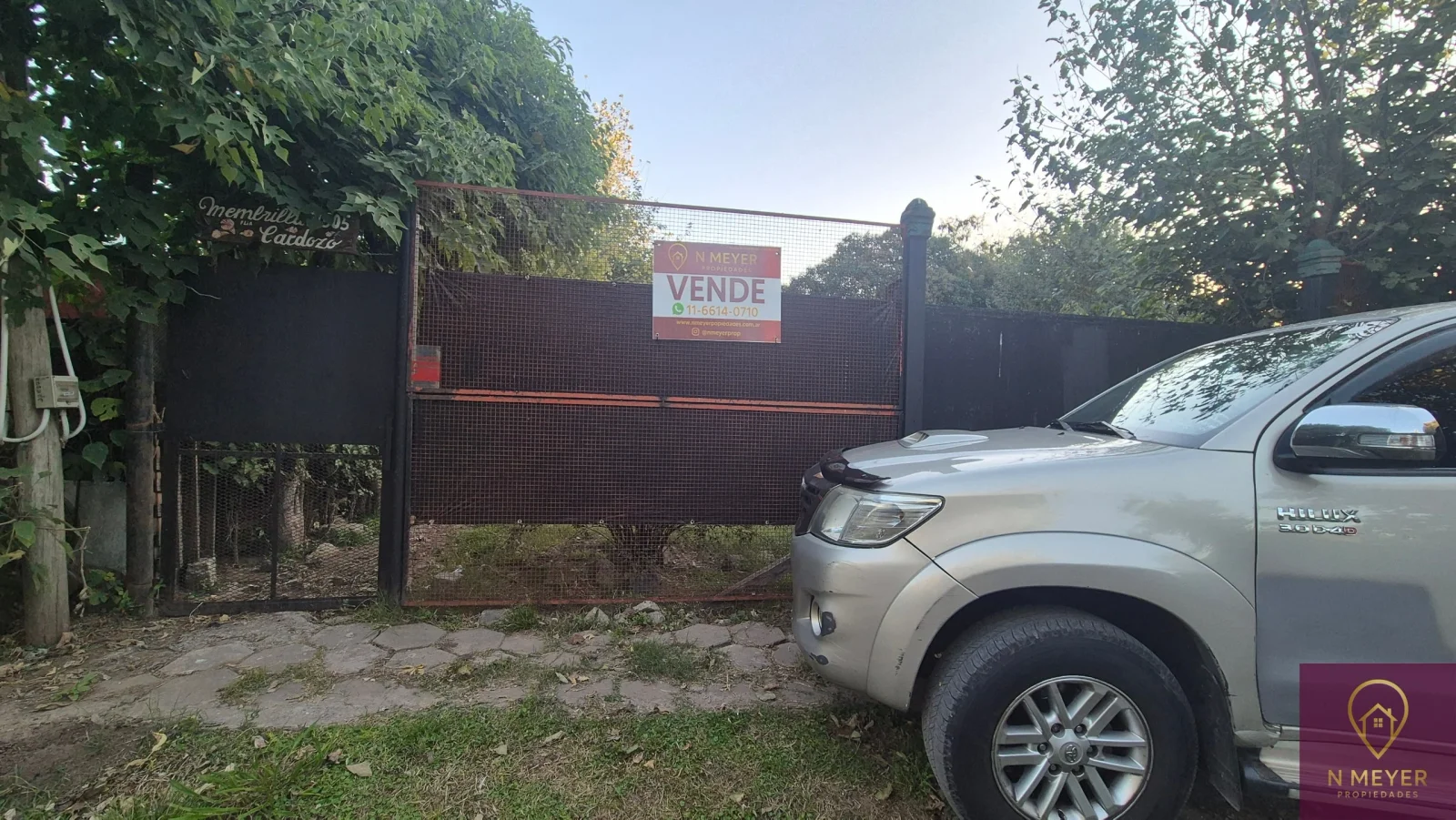 Casa con lote en venta - Imagen 1