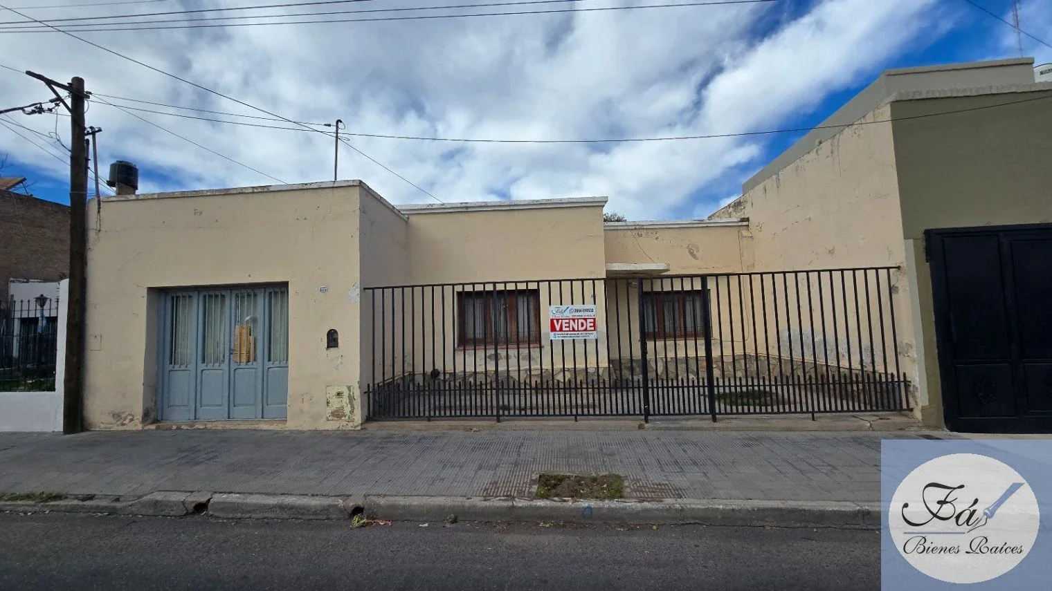 En pleno centro de San Luis 500 m²: El activo que no abunda - Imagen 1