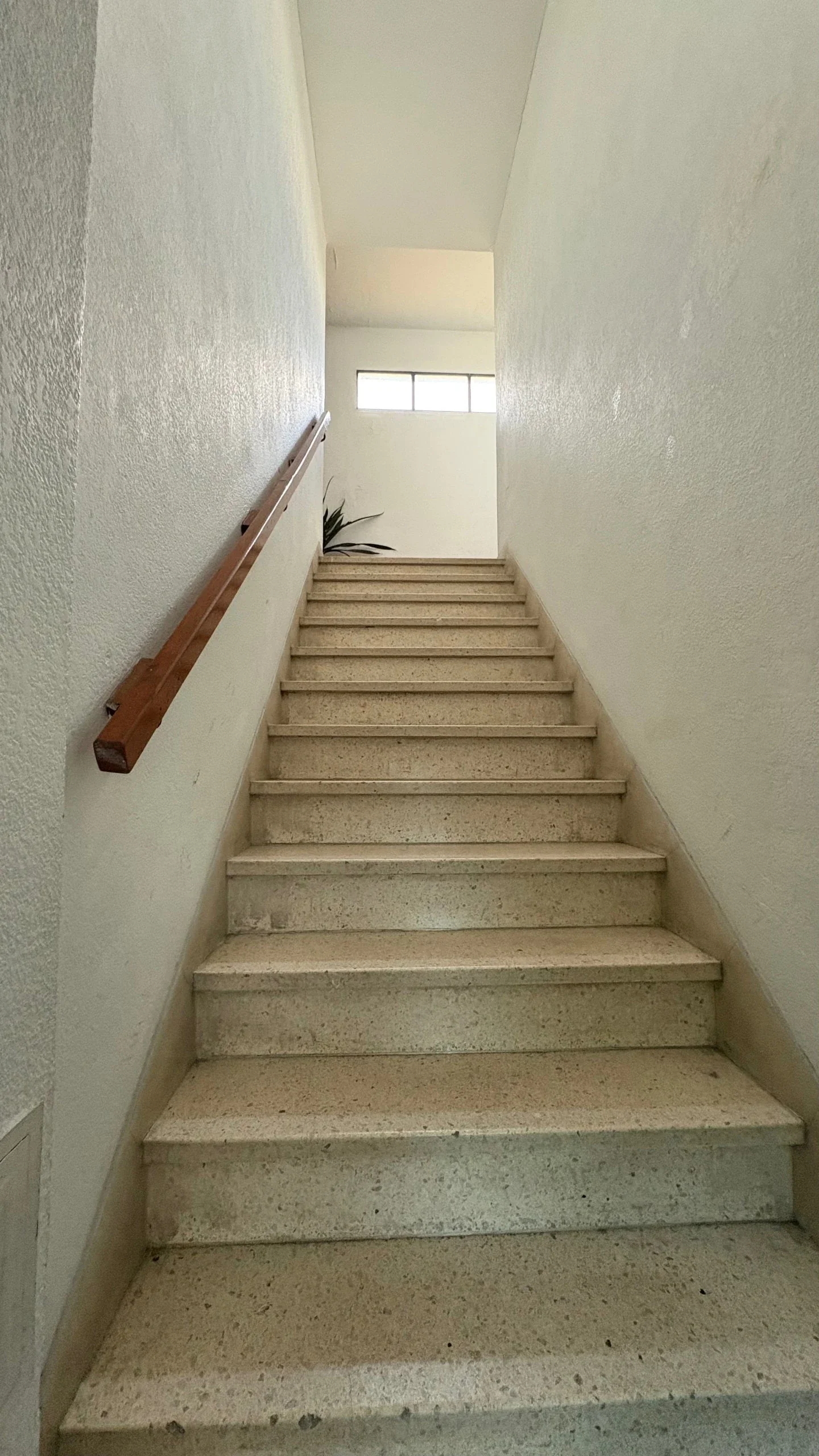 Departamento en venta c/ cochera en Ringuelet - Imagen 2