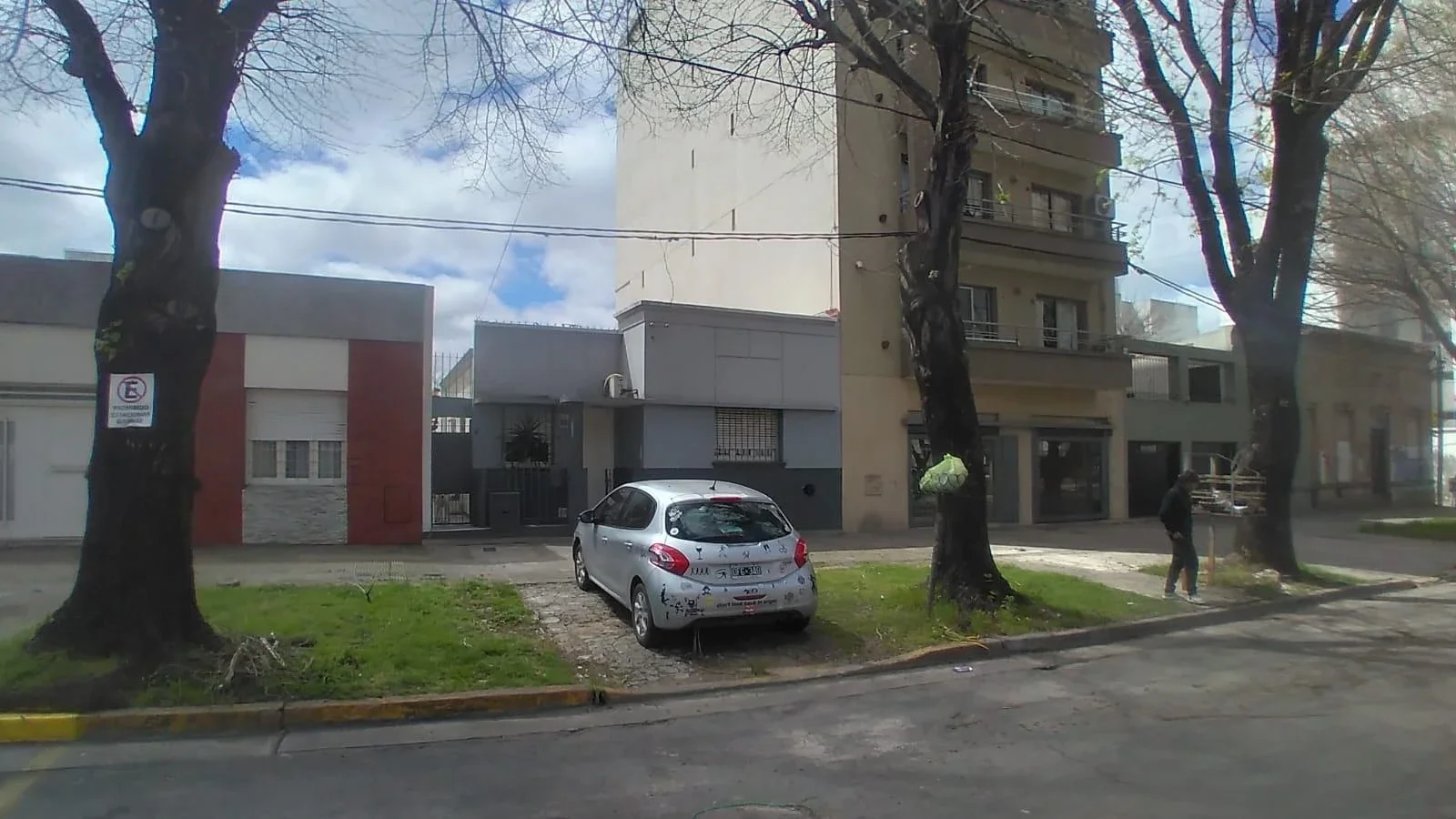 Casa en venta en La Plata - Imagen 1