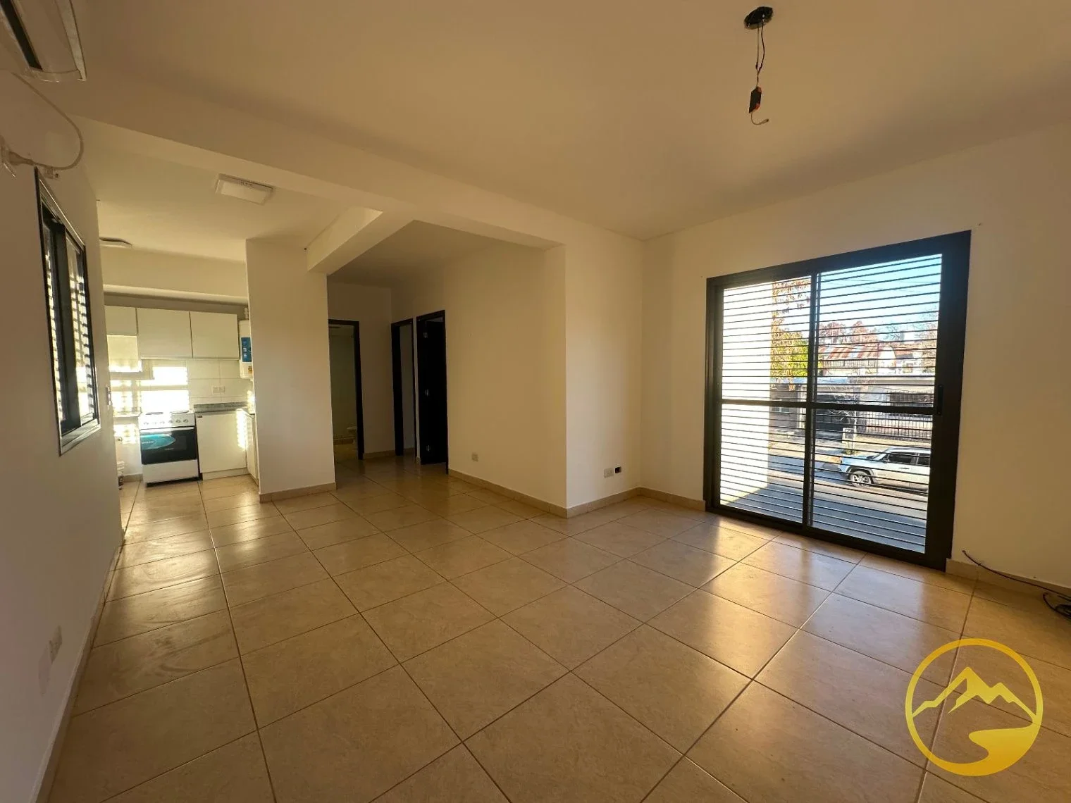 Departamento en alquiler c/ cochera en Dorrego - Imagen 2