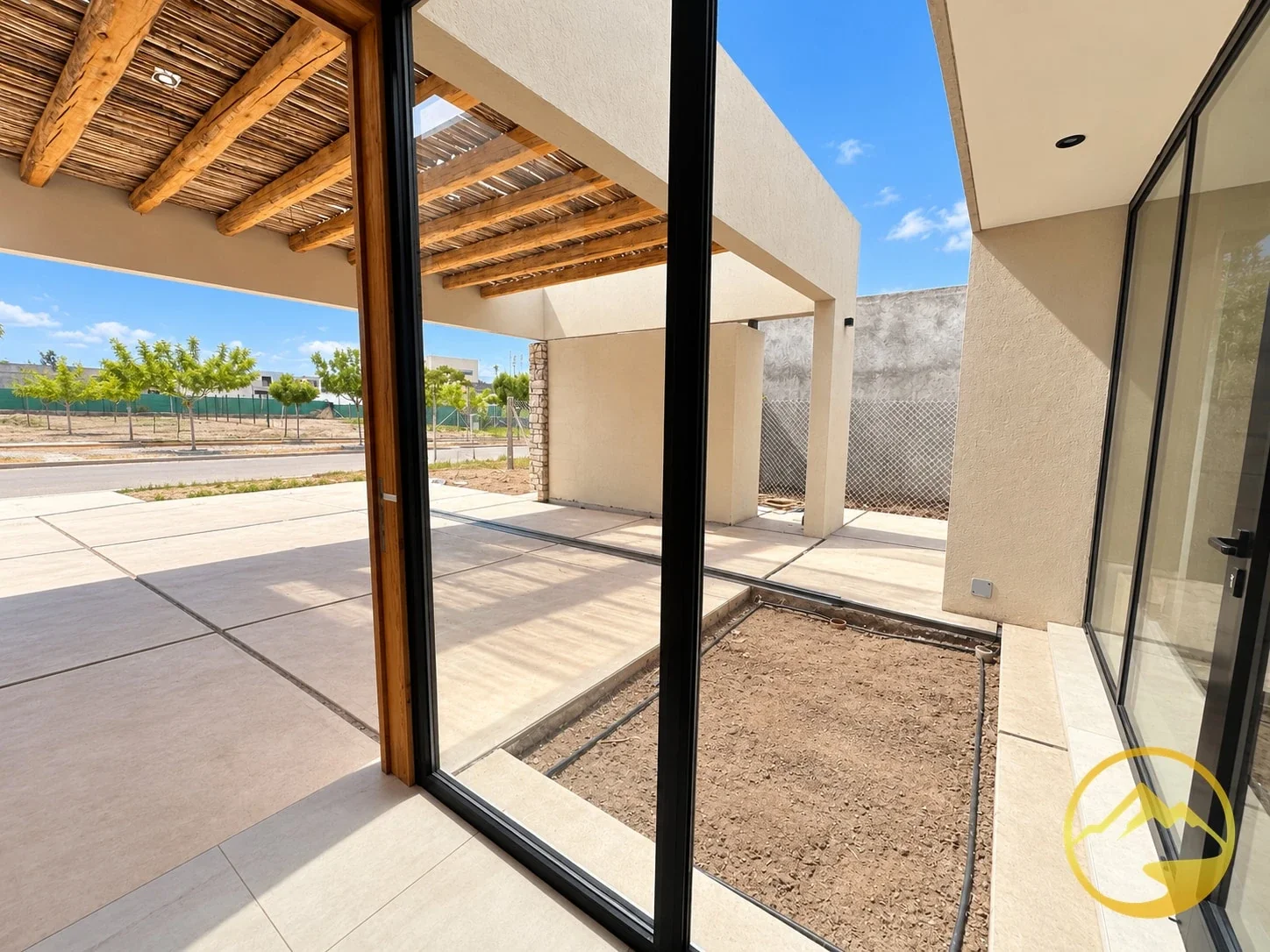 Casa en venta c/ cochera en Luján de Cuyo - Imagen 5