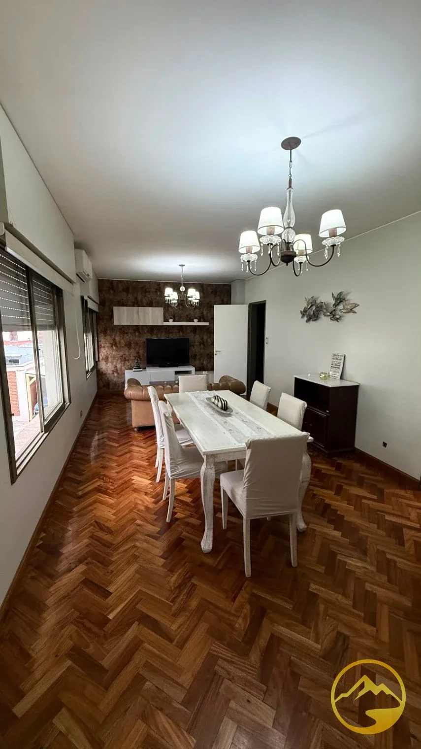 Departamento en alquiler c/ cochera en 5.ª Sección - Imagen 1