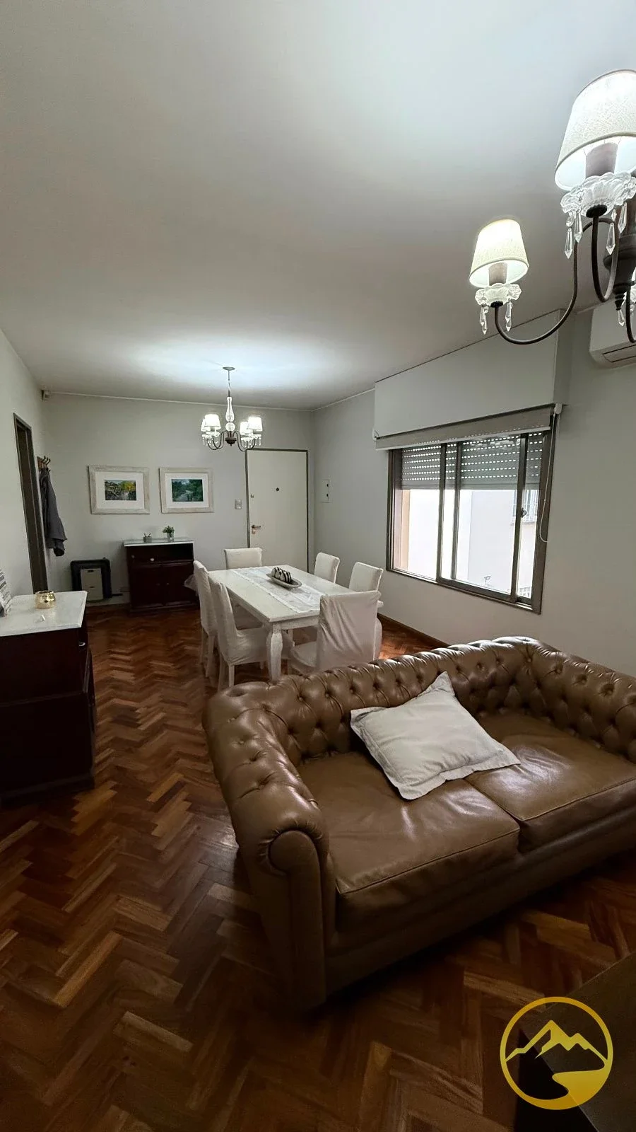 Departamento en alquiler c/ cochera en 5.ª Sección - Imagen 2