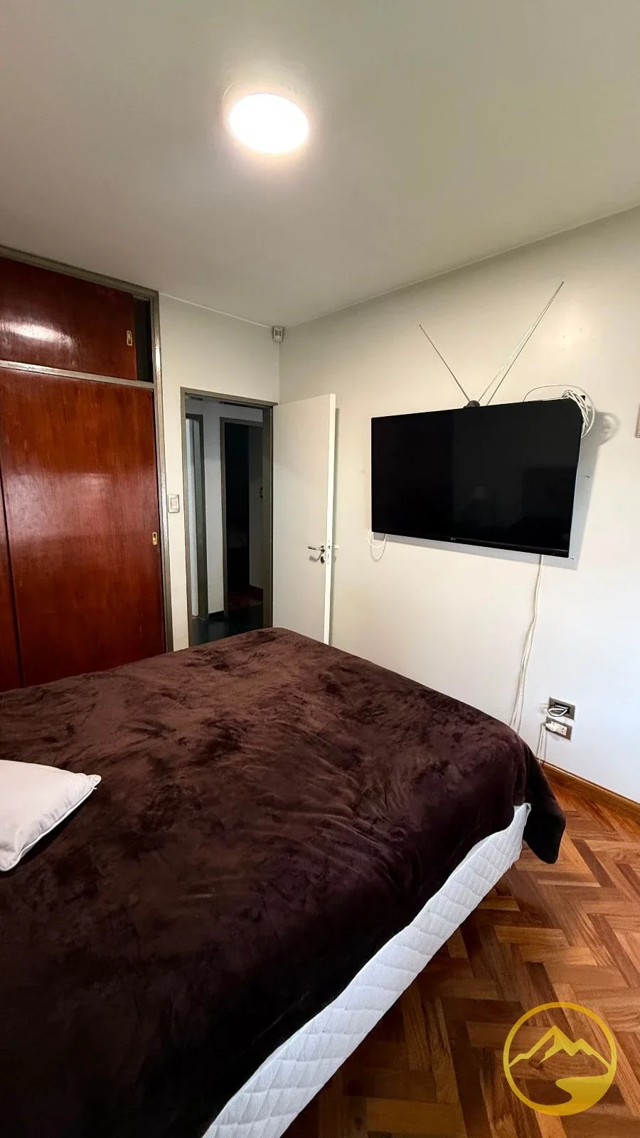 Departamento en alquiler c/ cochera en 5.ª Sección - Imagen 5