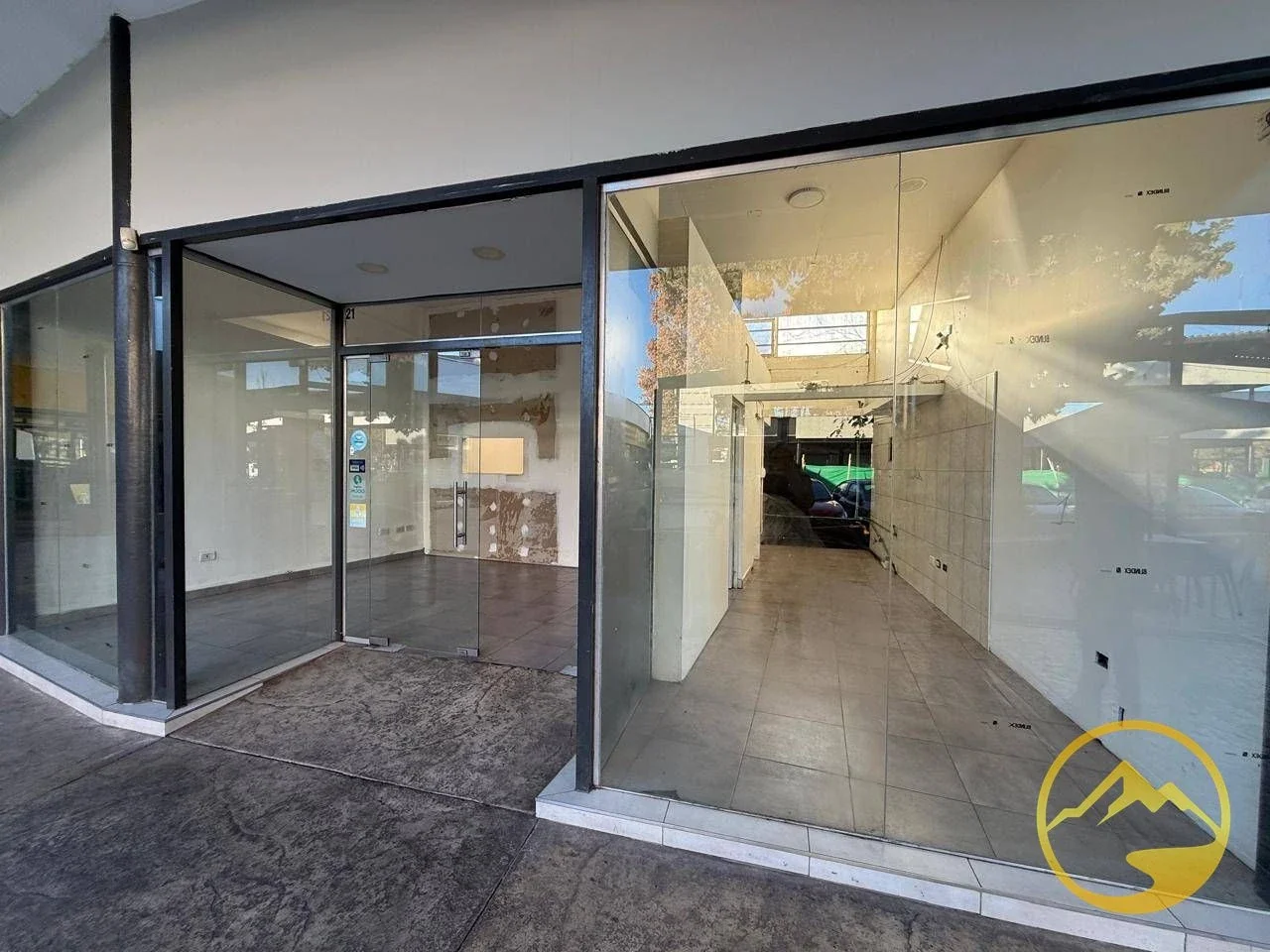 Local comercial en alquiler ubicado en Carrodilla - Imagen 1