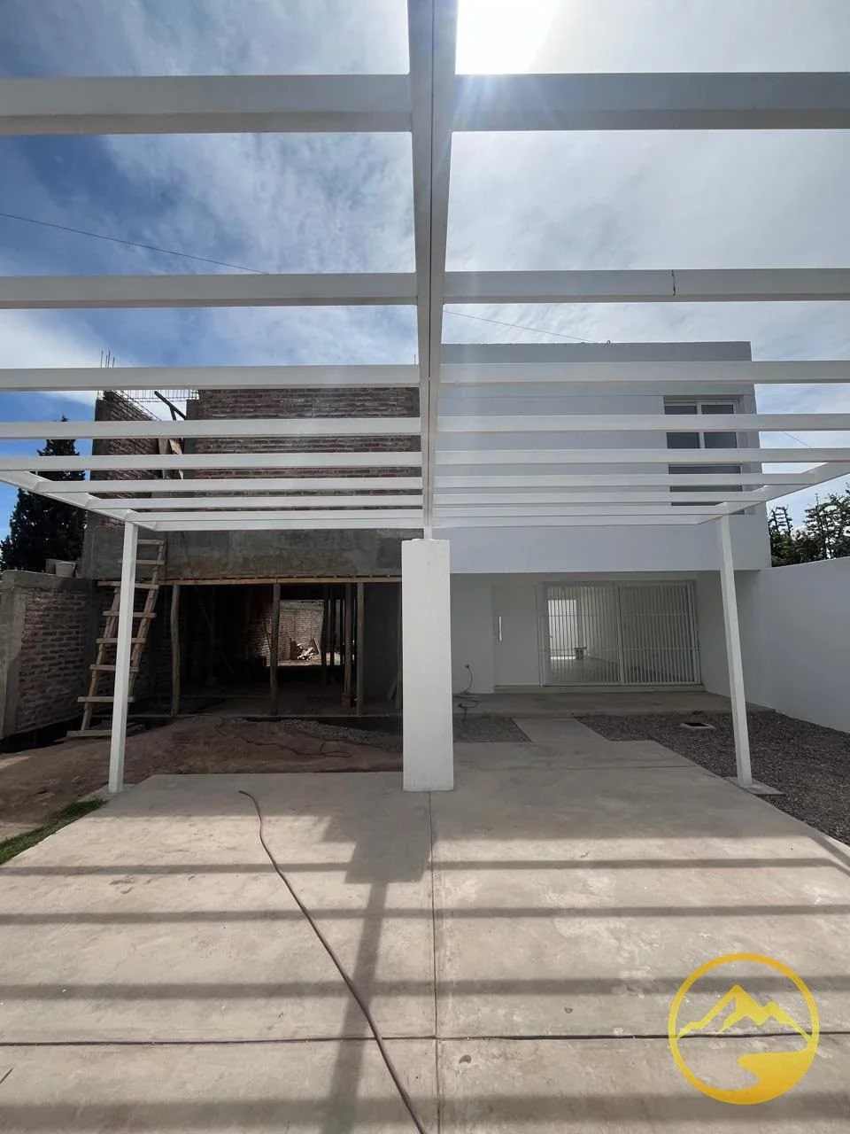 Casa en venta c/ cochera en Maipú - Imagen 2