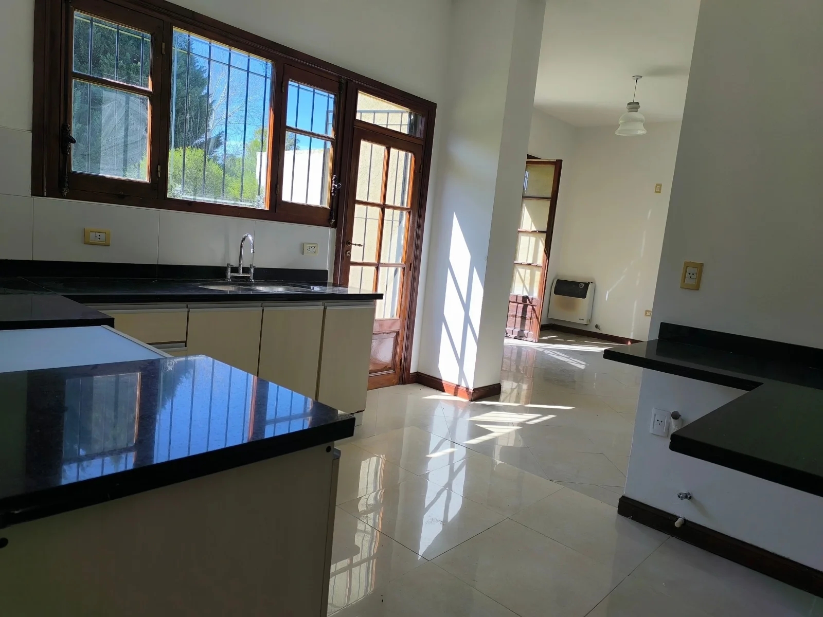 Casa en alquiler c/ cochera en Viajantes - Imagen 5
