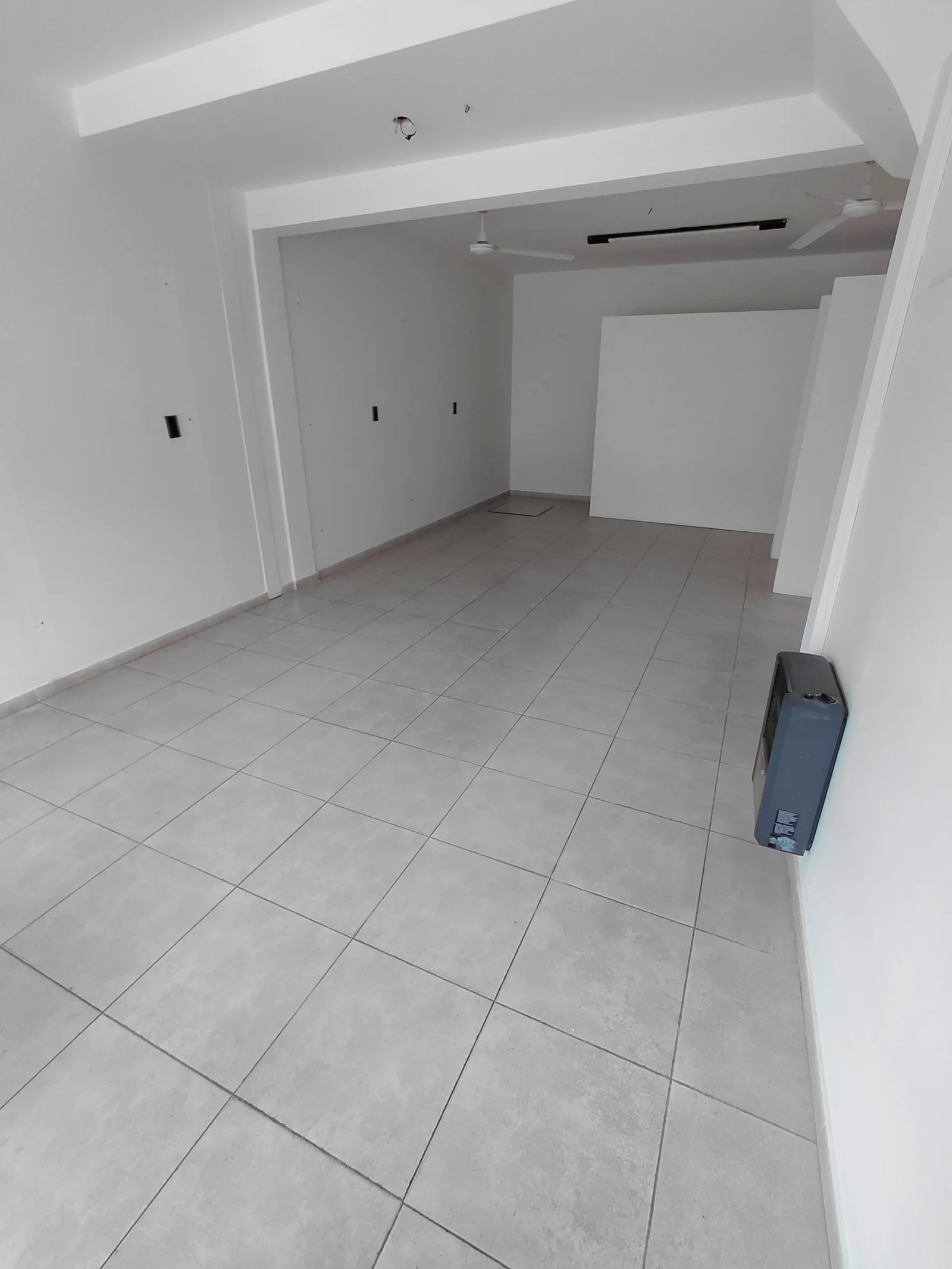 Local comercial en alquiler ubicado en Centro - Imagen 5
