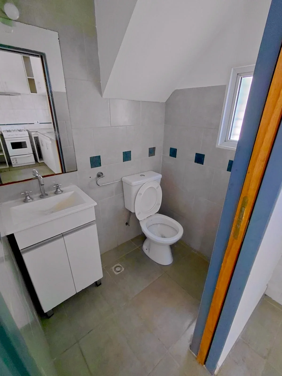 Casa en alquiler de 2 dormitorios con 2 baños y cochera en Pergamino - Imagen 5