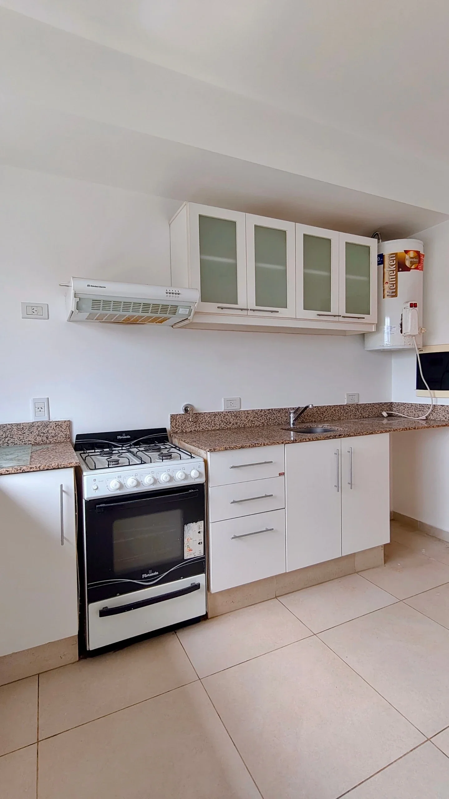 Departamento en alquiler de 2 dormitorios con cochera - Centro, Pergamino - Imagen 5