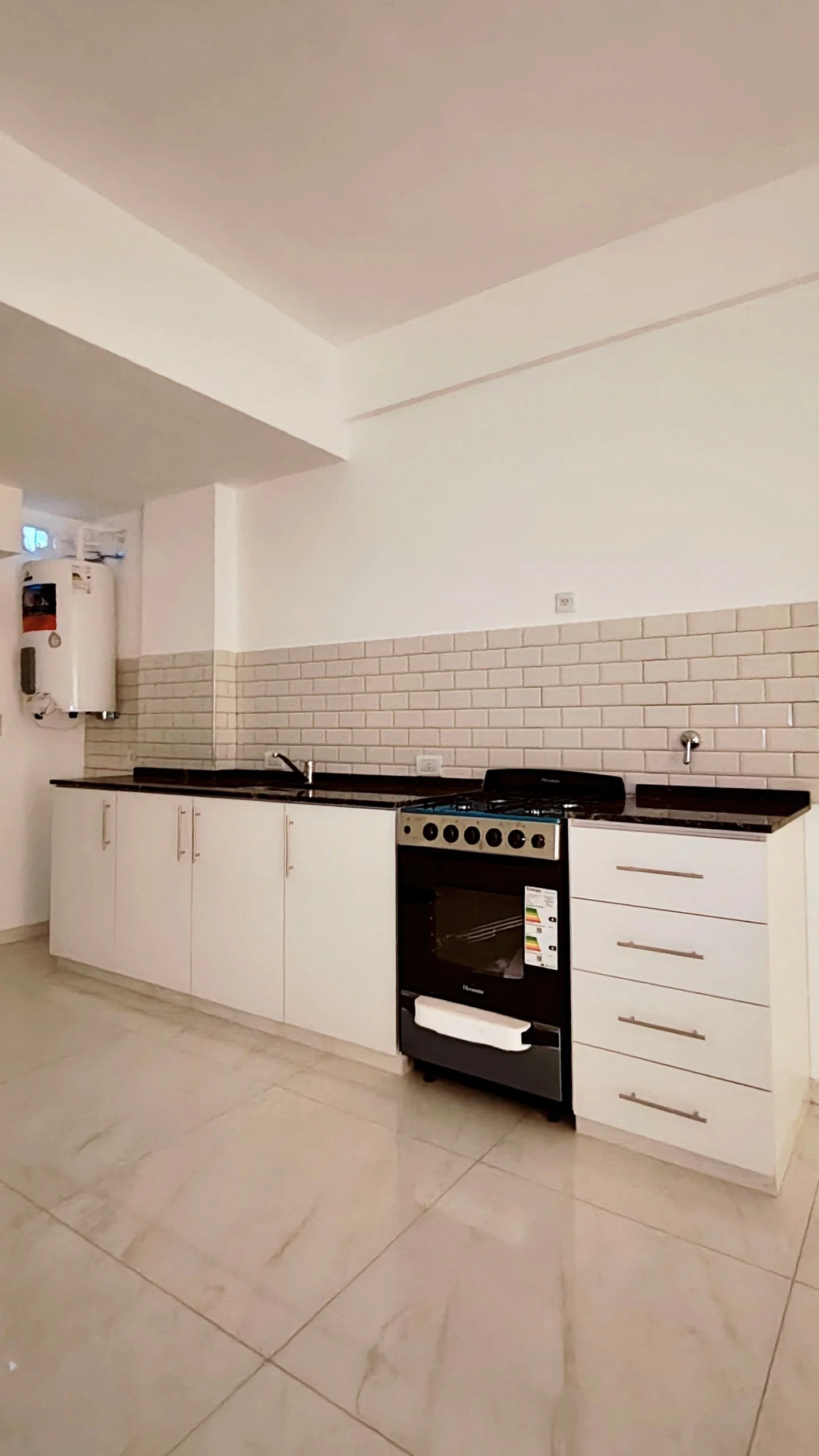 Departamento a estrenar de 2 ambientes en el centro de Pergamino - Imagen 4