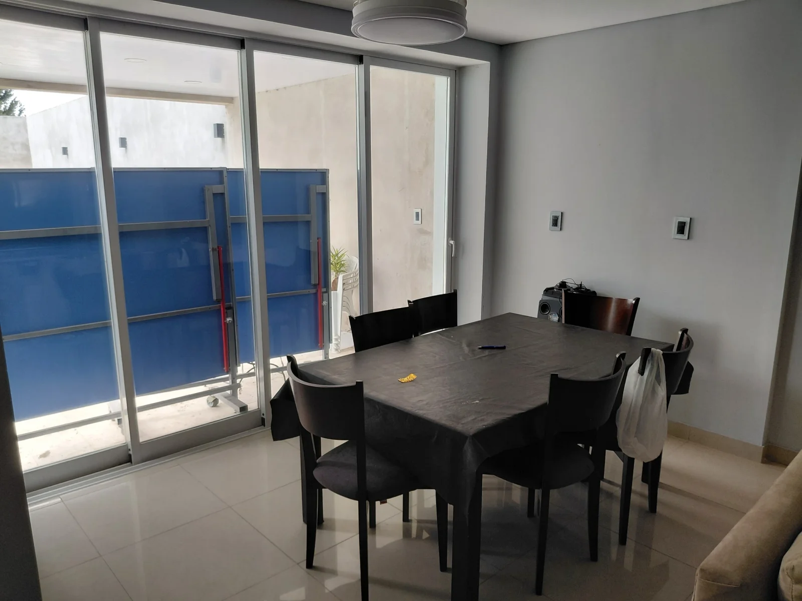 Casa en venta cde 4 habitaciones con patio y cochera en Pergamino - Imagen 3